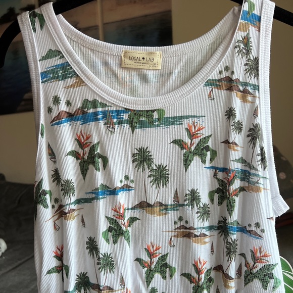 Local Lab | Crop Tank - Picture 6 of 6